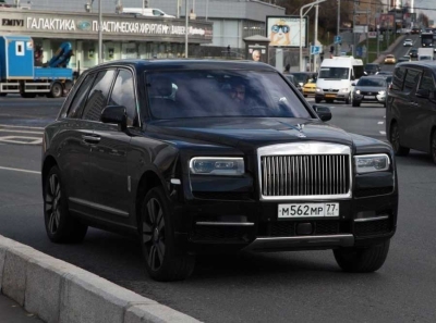 А001МР97 и Cullinan за десятки миллионов: как Шувалов превратил Внешэкономбанк в билет в элитный автоклуб