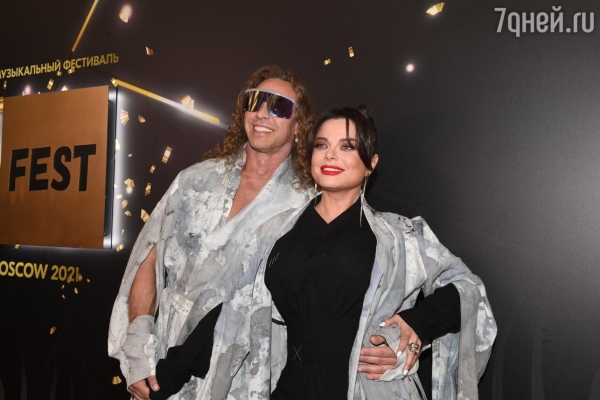 «Наша красавица»: Наташа Королева вывела в свет невестку после пластики