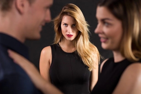 Десять главных причин отсрочки мужьями развода. Что обычно говорят любовнице?!