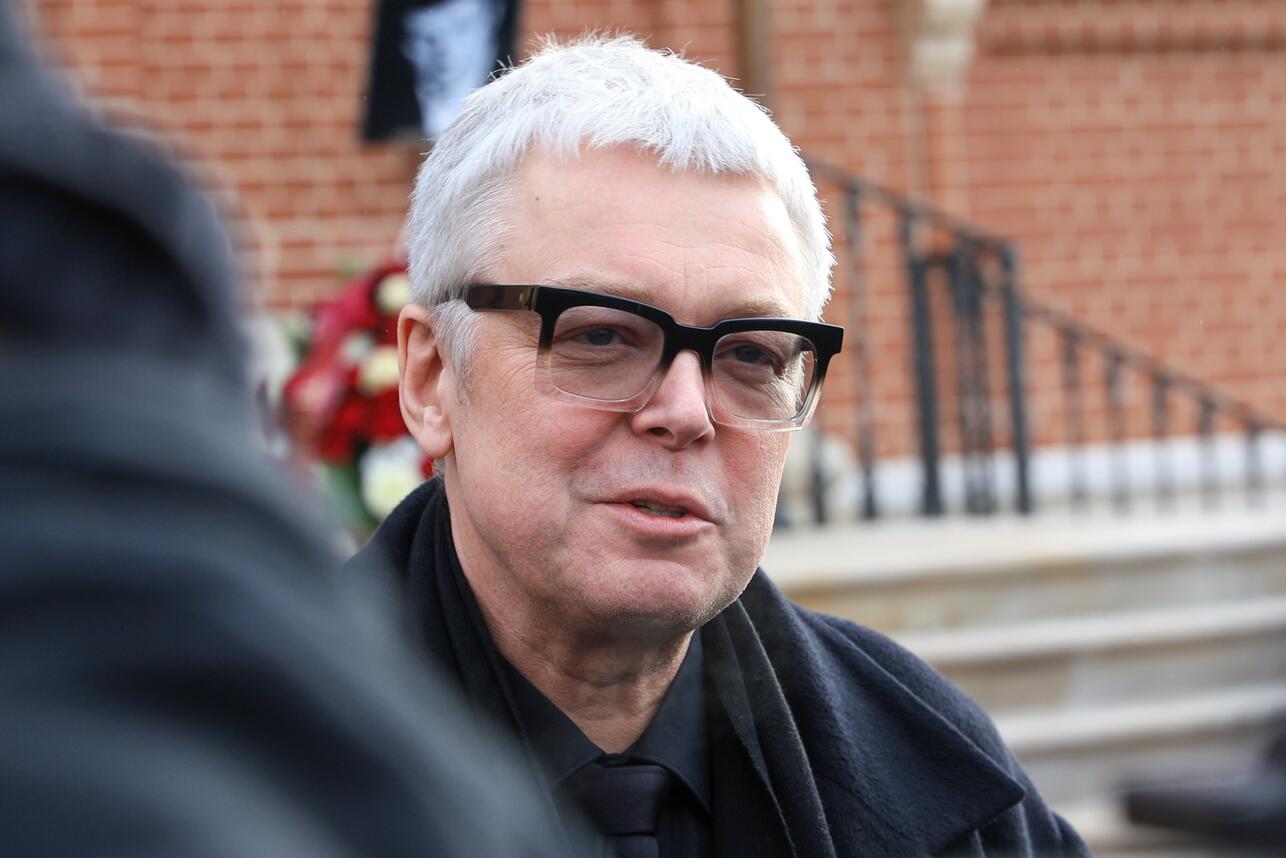 Александр Стриженов